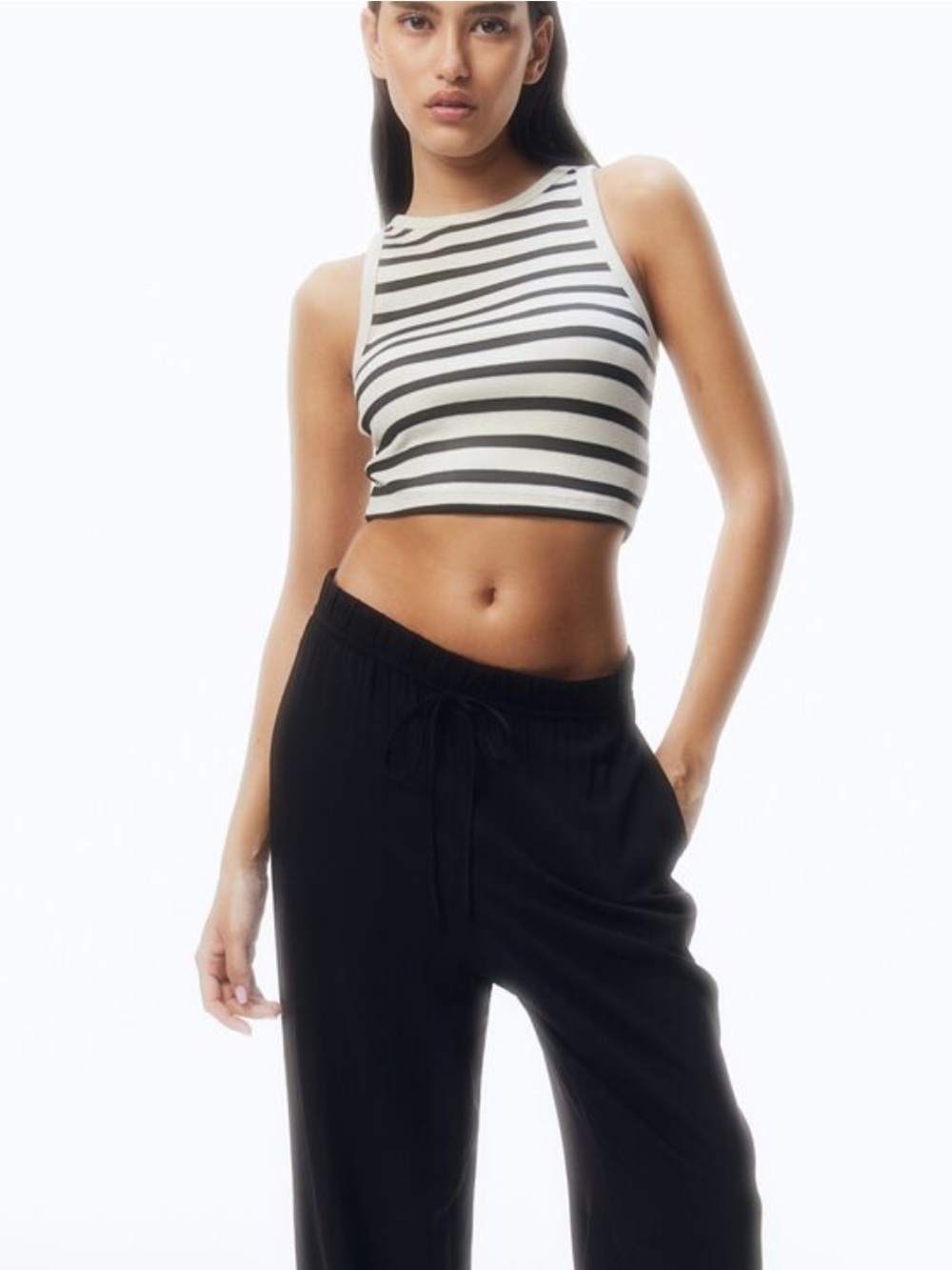 H&M Black and off white cropped ribbed vest top